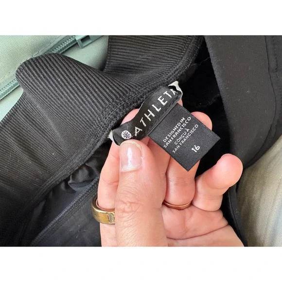 Athleta Brooklyn Mid Rise Ankle Pant – Black – Women's 16 - Picture 5 of 5